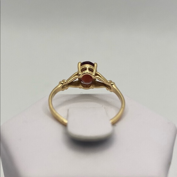 14k yellow gold Garnet ring - Picture 7 of 12